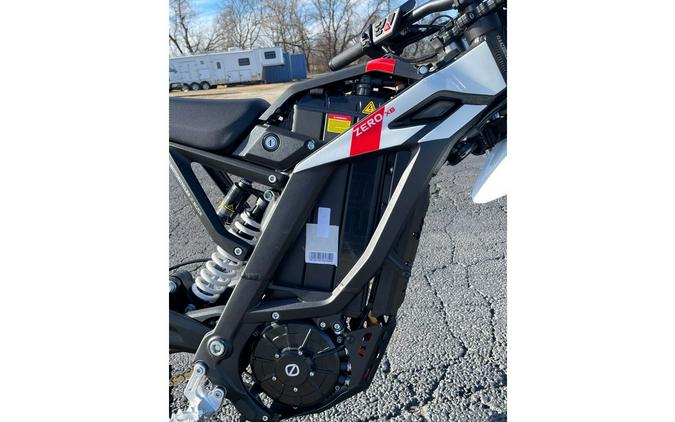 2026 Zero™ Motorcycles XB - WHITE