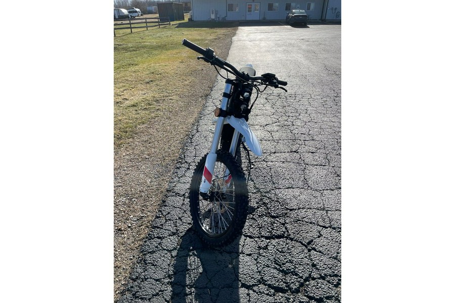 2026 Zero™ Motorcycles XB - WHITE