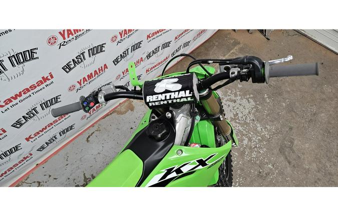 2025 KX™ 450 - Kawasaki
