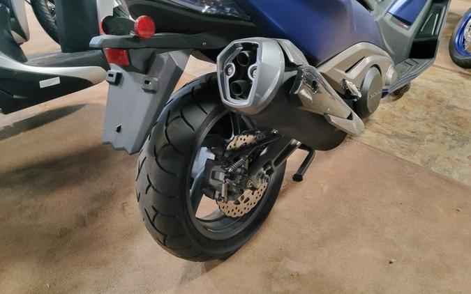 2022 KYMCO AK 550