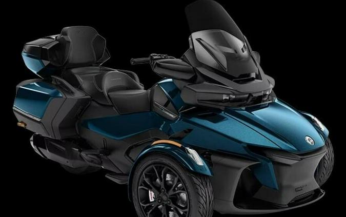 2023 Can-Am Spyder RT Review [Celebrating 2023 IFRD]