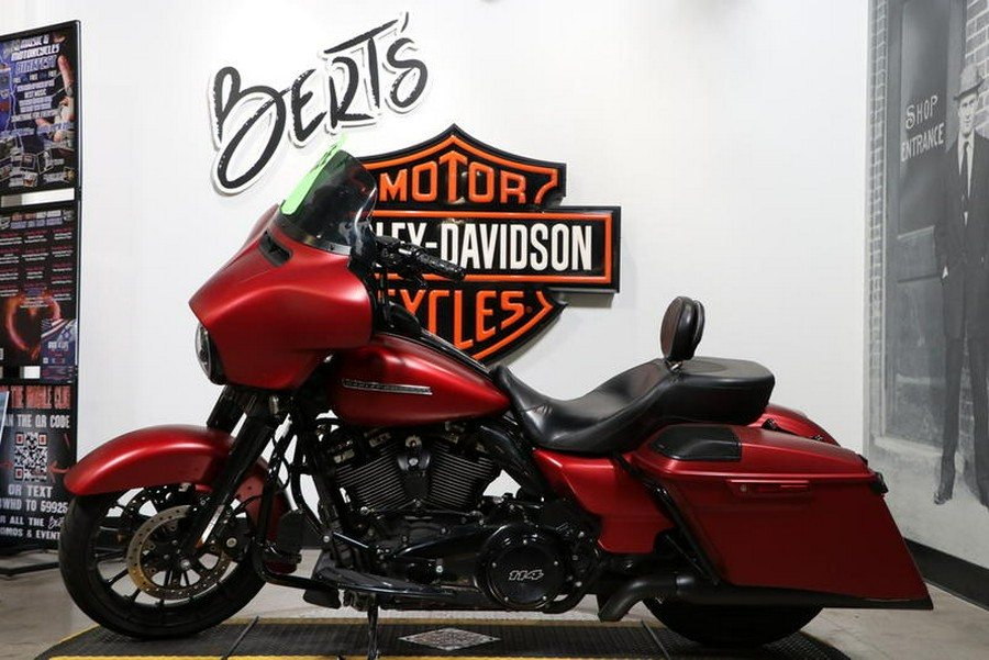 2019 Harley-Davidson® FLHXS - Street Glide® Special