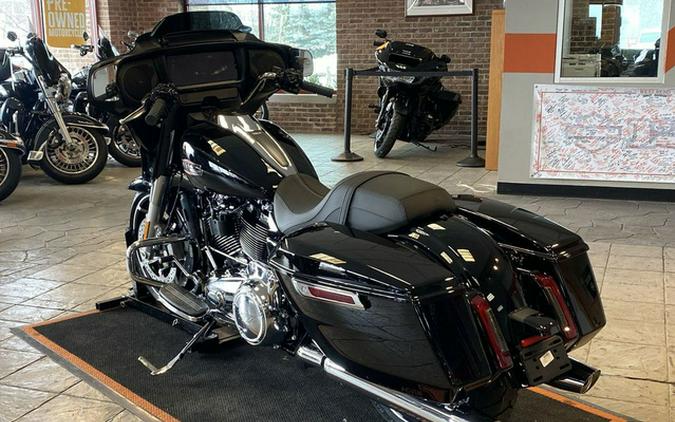 2024 Harley-Davidson FLHX - Street Glide