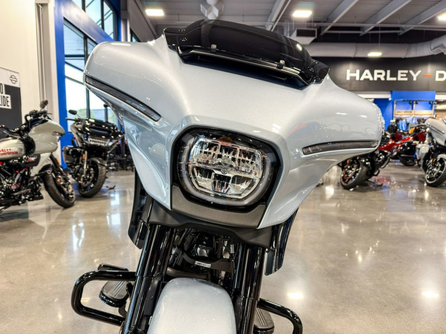 2024 Harley-Davidson FLHX - Street Glide