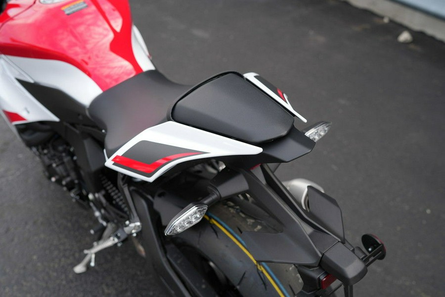 2026 Yamaha YZF-R1