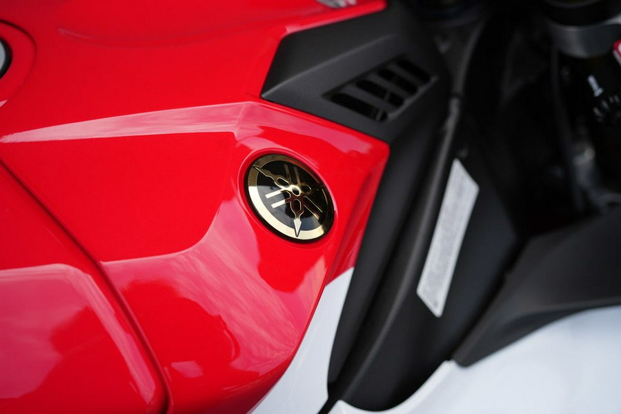 2026 Yamaha YZF-R1