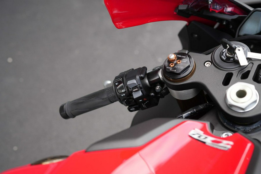 2026 Yamaha YZF-R1