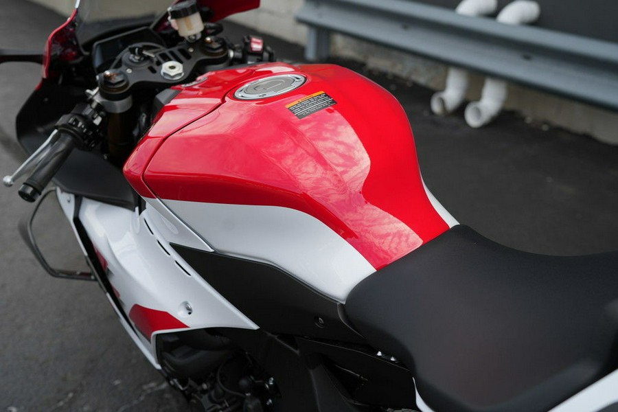2026 Yamaha YZF-R1