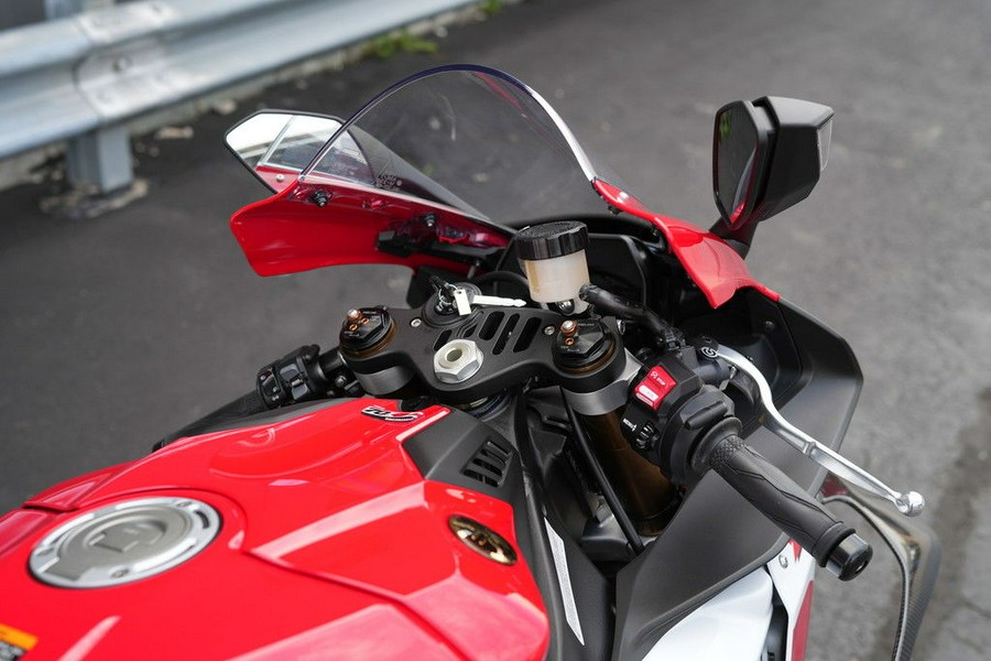 2026 Yamaha YZF-R1