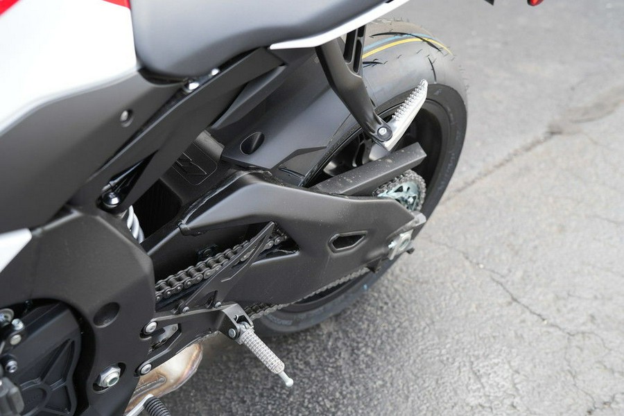 2026 Yamaha YZF-R1