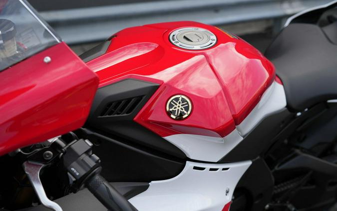 2026 Yamaha YZF-R1