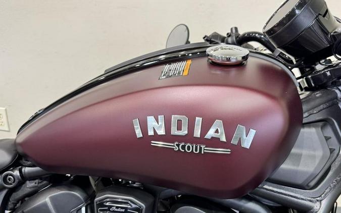 2026 Indian Motorcycle® Scout® Bobber Limited +Tech Maroon Metallic Smoke