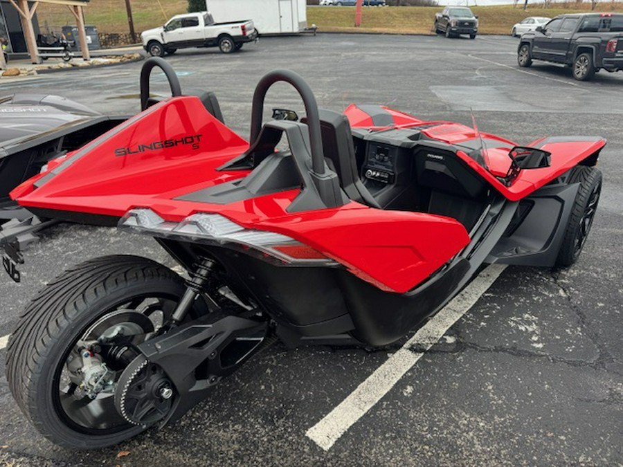 2026 Polaris Slingshot® S Manual