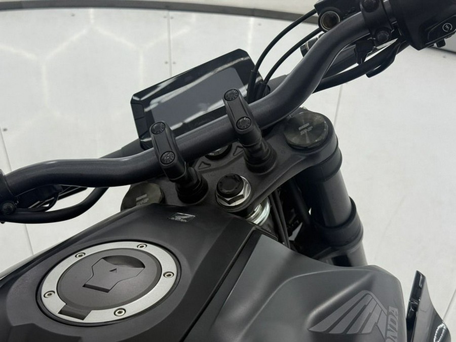 2025 Honda CB300R