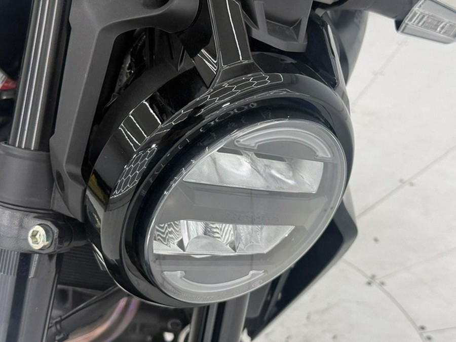 2025 Honda CB300R