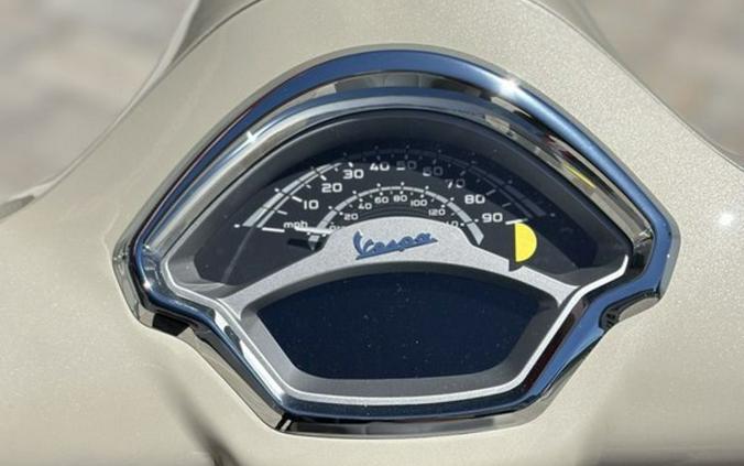 2023 Vespa GTS 300