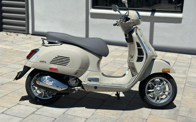 2023 Vespa GTS 300