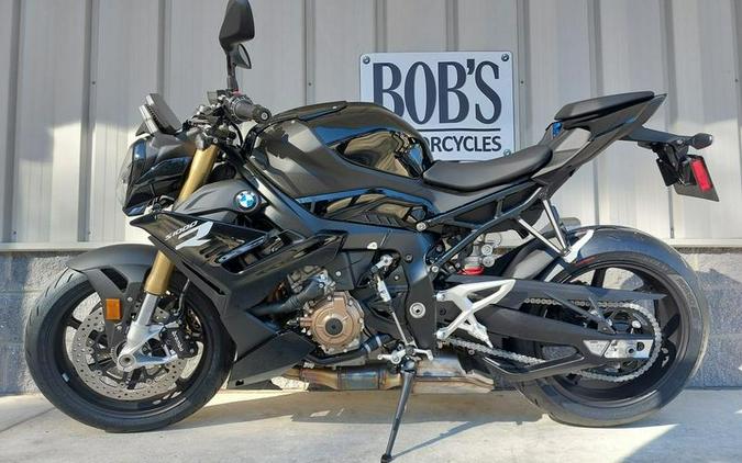 2024 BMW S 1000 R Black Storm Metallic