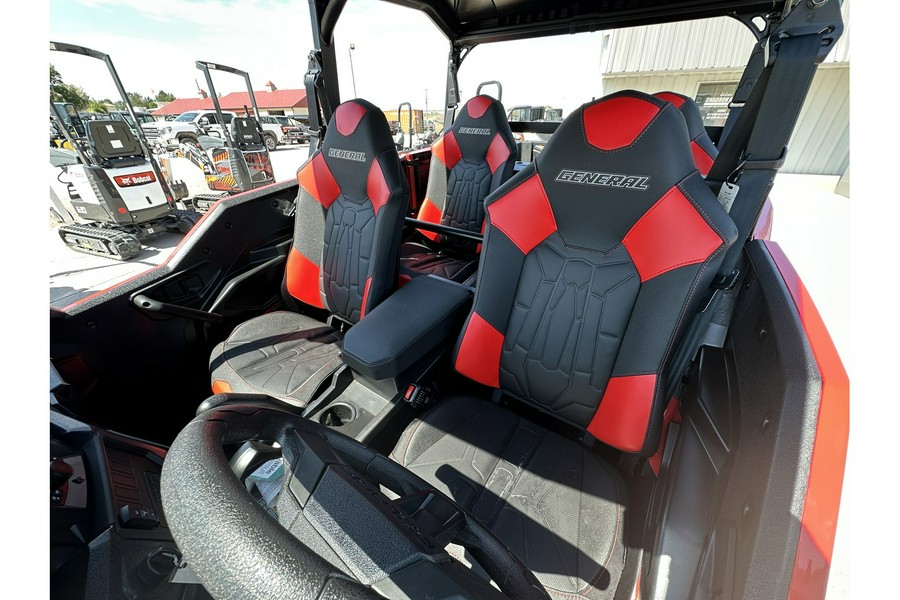 2025 Polaris GENERAL® XP 4 1000 Premium