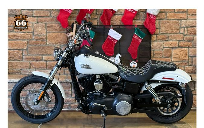 2016 Harley-Davidson® Street Bob® Crushed Ice Pearl