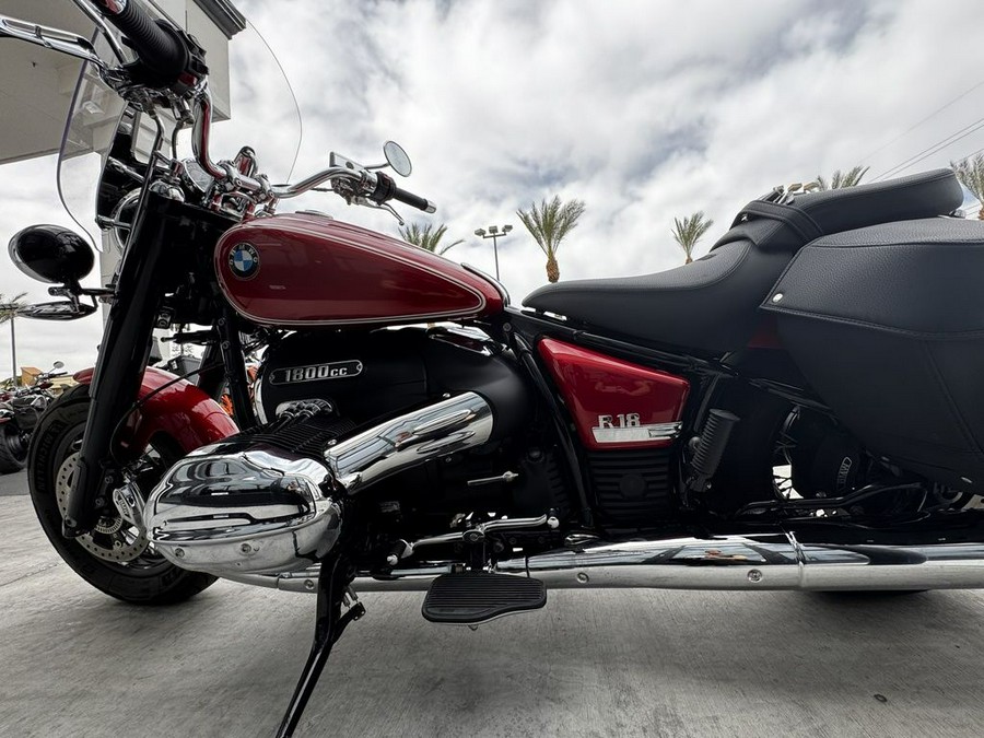 2022 BMW R 18 Classic Mars Red Metallic