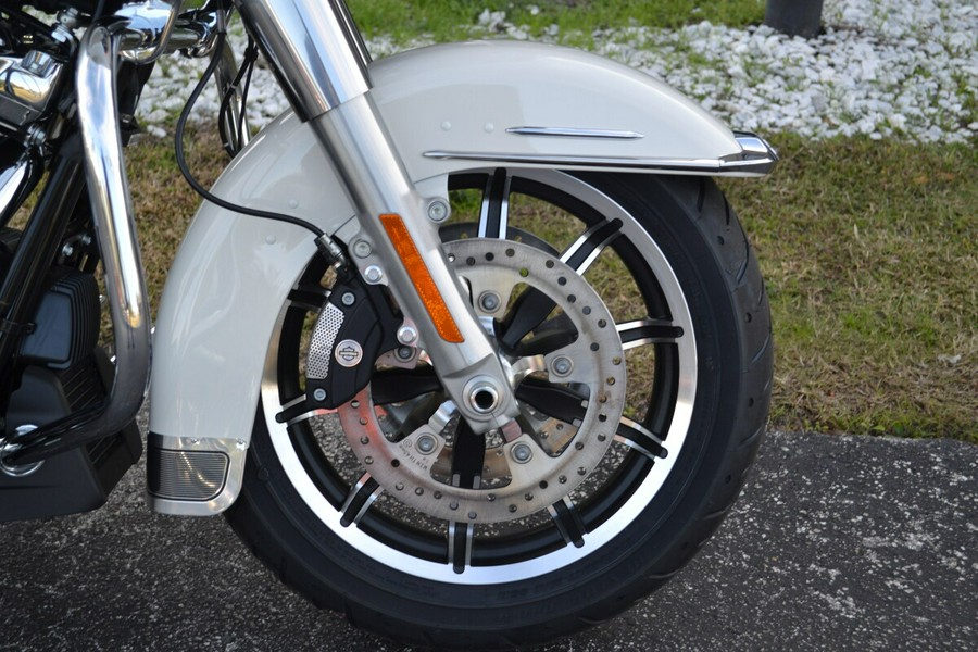 2025 Harley-Davidson Police Road Glide - FLTRXP