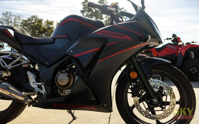 2019 Honda® CBR300R