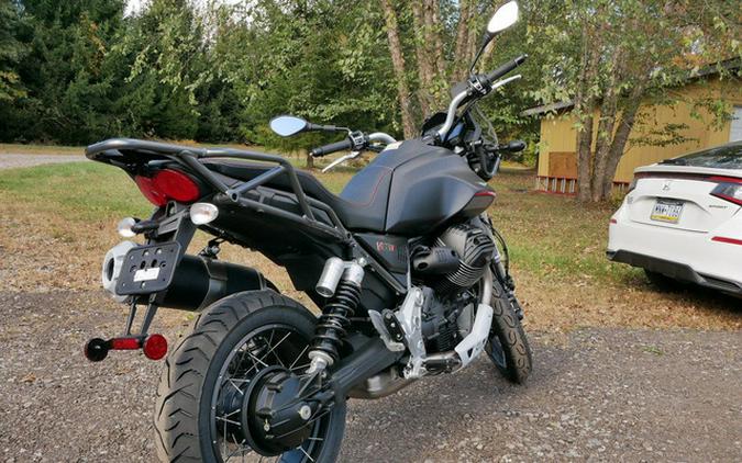 2023 Moto Guzzi V85 TT