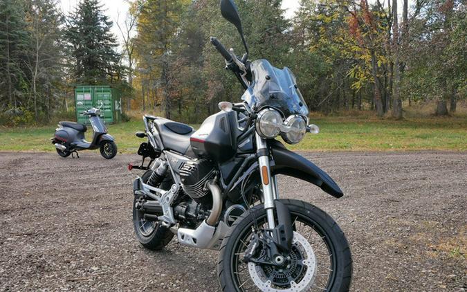 2023 Moto Guzzi V85 TT