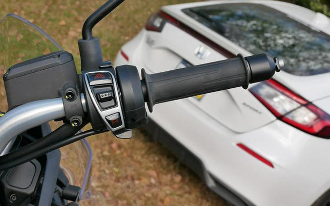 2023 Moto Guzzi V85 TT