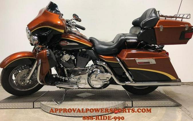 2008 Harley-Davidson® FLHTCUSE3 - CVO™ Ultra Classic® Screamin' Eagle® Anniversary Electra Glide®