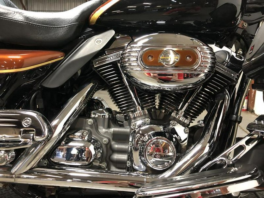 2008 Harley-Davidson® FLHTCUSE3 - CVO™ Ultra Classic® Screamin' Eagle® Anniversary Electra Glide®