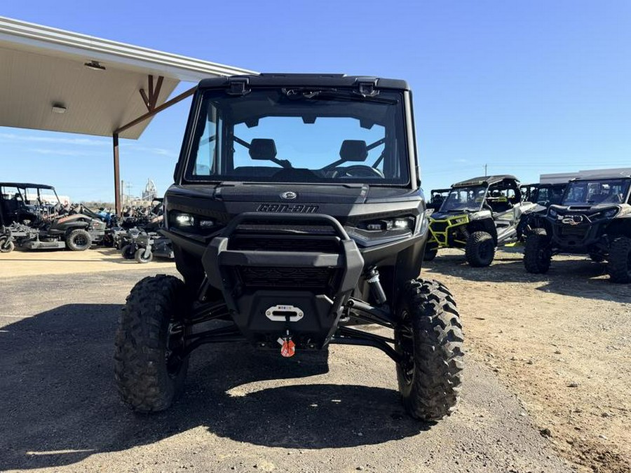 2026 Can-Am® Defender XT CAB HD11 With 10.25 in.display