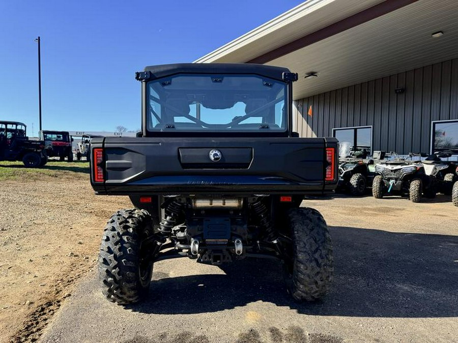 2026 Can-Am® Defender XT CAB HD11 With 10.25 in.display