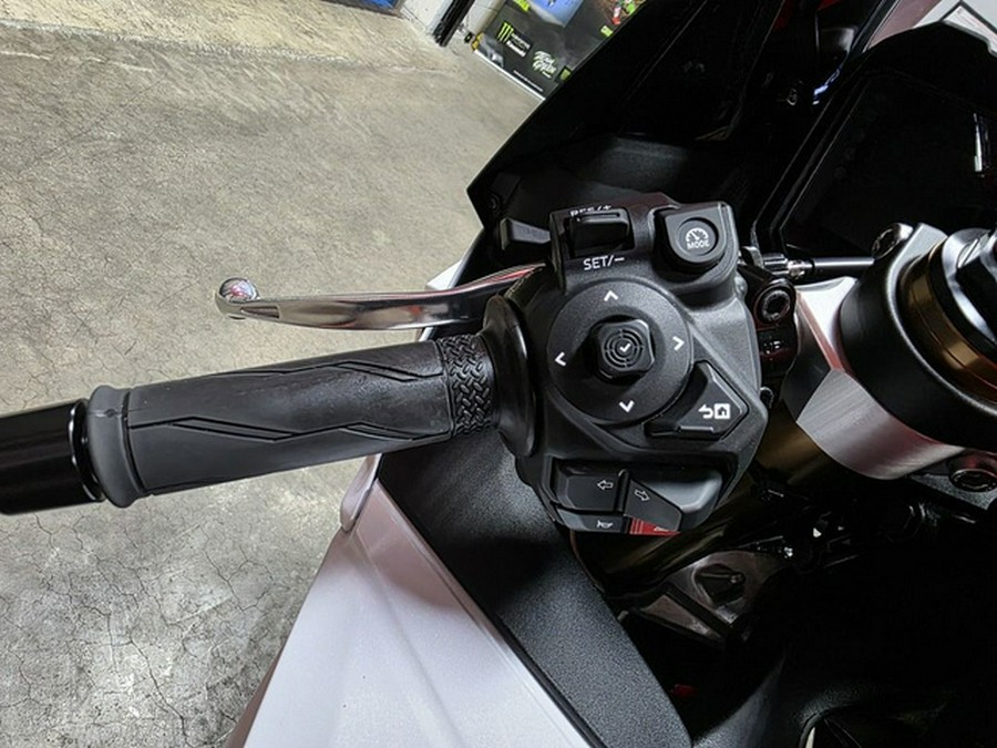 2026 Yamaha YZF R9 70Th Anniversary Edition