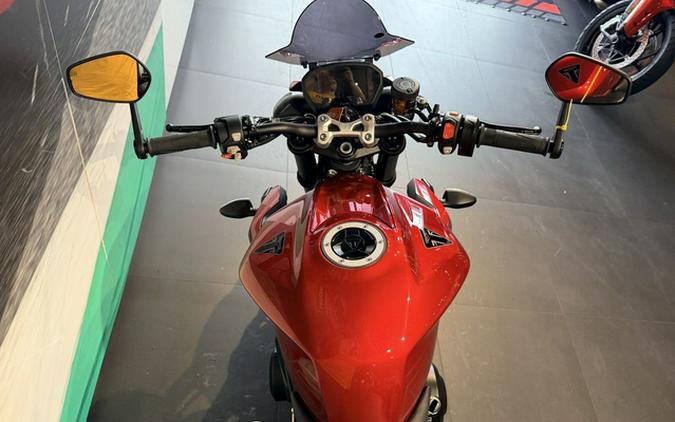 2024 Triumph Street Triple 765 RS Carnival Red