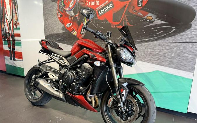 2024 Triumph Street Triple 765 RS Carnival Red