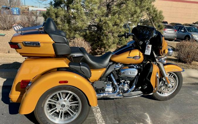 2023 Harley-Davidson Tri Glide Ultra Prospect Gold/Vivid Black