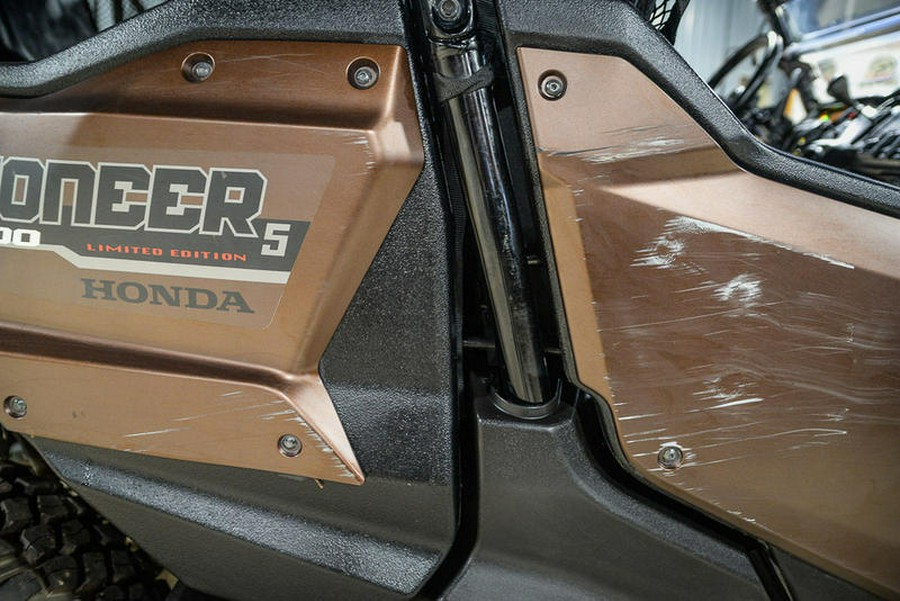 2021 Honda® Pioneer 1000-5 Limited Edition