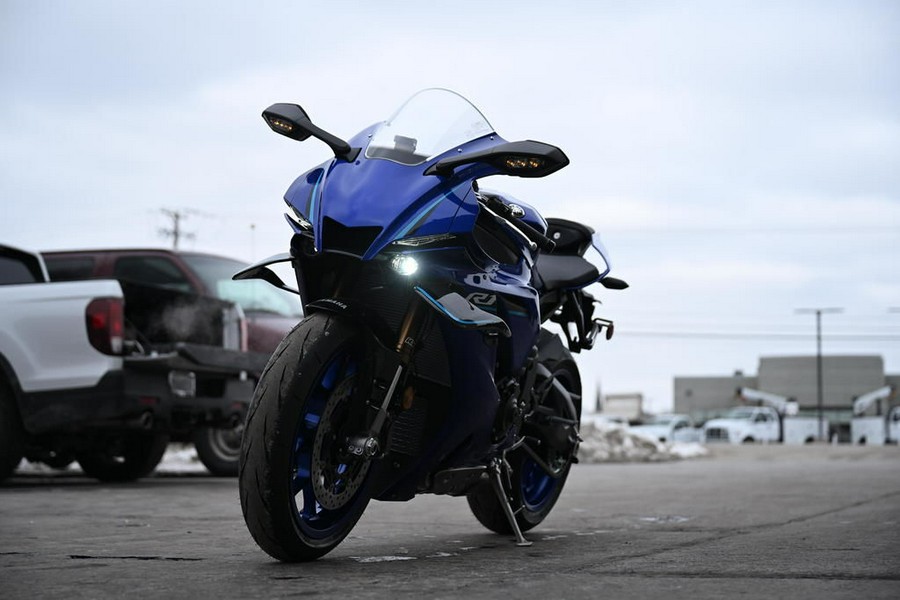2026 Yamaha YZF-R1