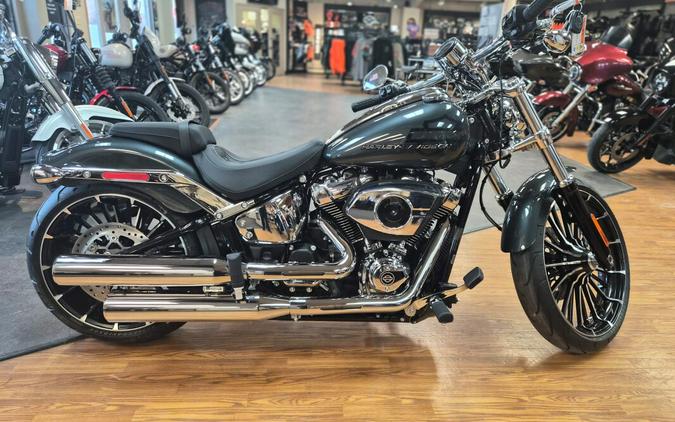 2026 Harley-Davidson® Breakout®