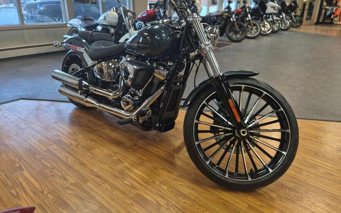 2026 Harley-Davidson® Breakout®