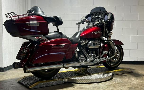 FLHXS 2017 Street Glide Special