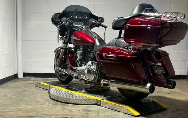 FLHXS 2017 Street Glide Special