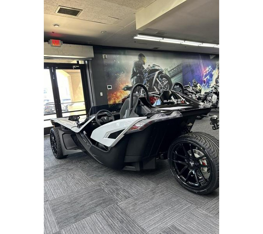 2024 Polaris Slingshot® Slingshot® SLR AutoDrive Moonlight Shadow