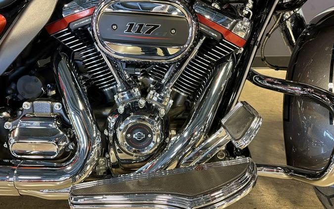 2018 Harley-Davidson FLTRXSE - CVO Road Glide