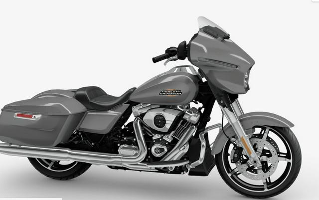 2026 Harley-Davidson® Street Glide® Dark Billiard Gray Chrome Trim