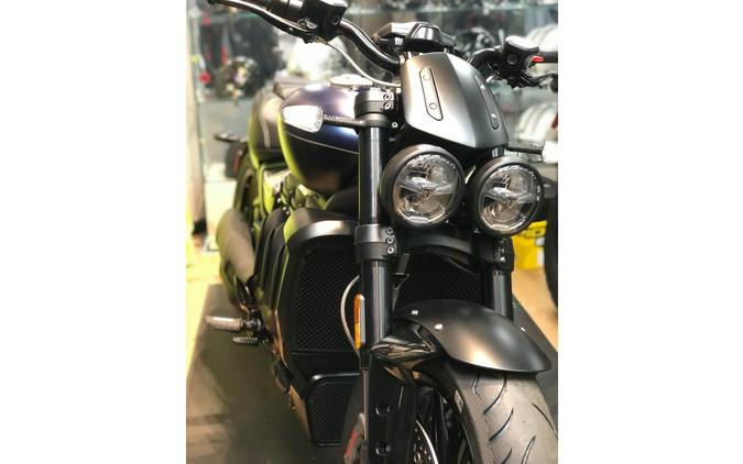 2025 Triumph Rocket 3 Storm R