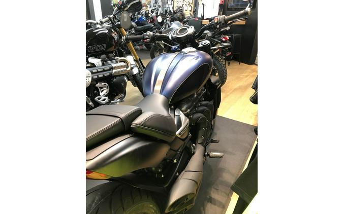 2025 Triumph Rocket 3 Storm R