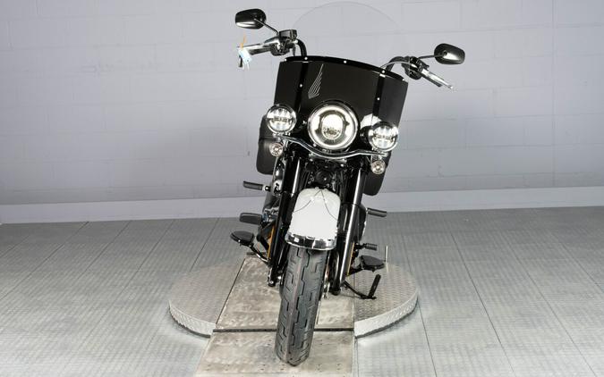 2025 Harley-Davidson Heritage Classic FLHC